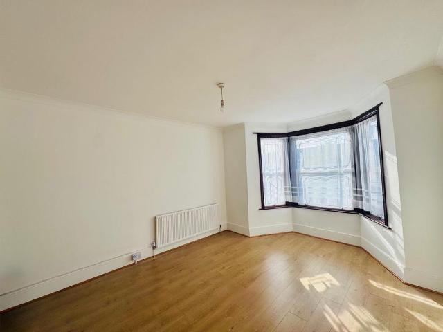 Apartment for rent in London Borough of Redbridge, Greater London