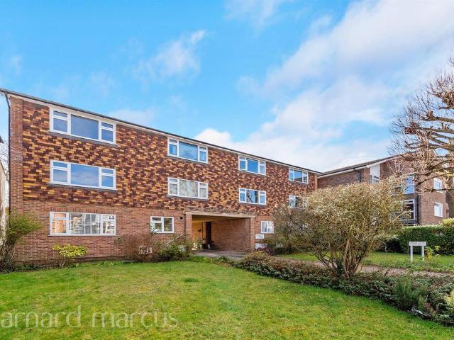 Flat for rent in New Malden, Isle Of Man