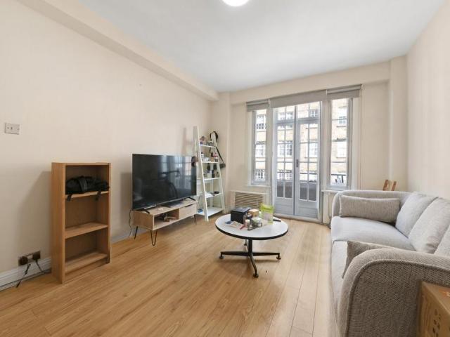 Flat for rent in St. John's Wood, Isle Of Man