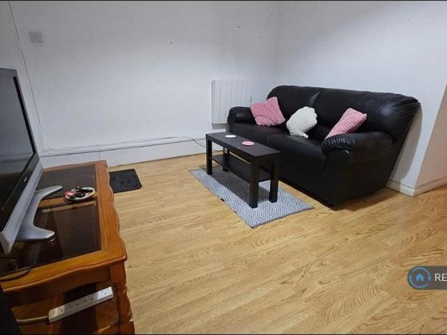 Apartment for rent in Heeley Bottom, Meersbrook