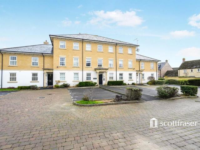 Flat for rent in Black Bourton, Oxfordshire