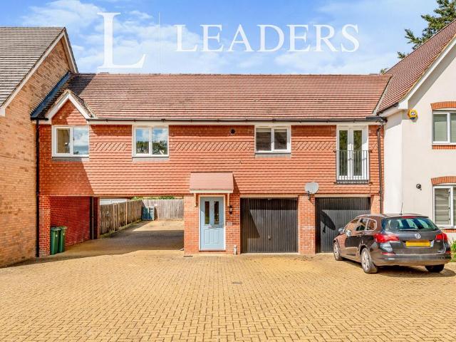 Flat for rent in Tedfold, Horsham