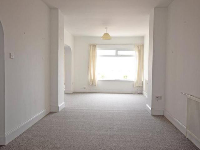 Apartment for rent in Oakfield, Ryde