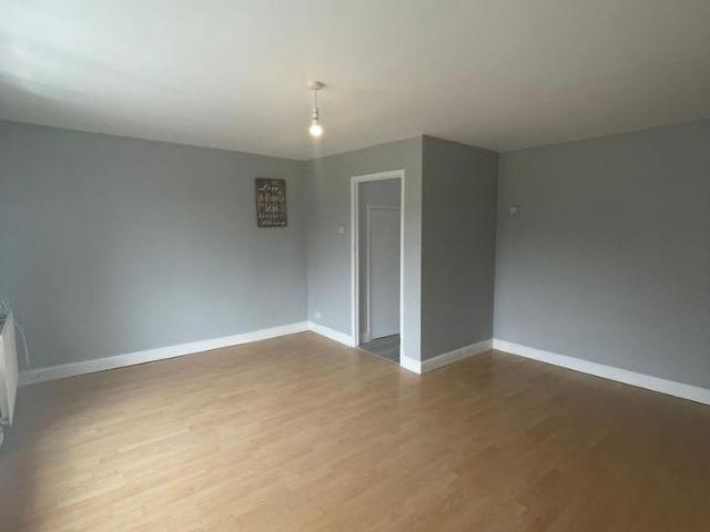Apartment for rent in London Borough of Havering, Greater London