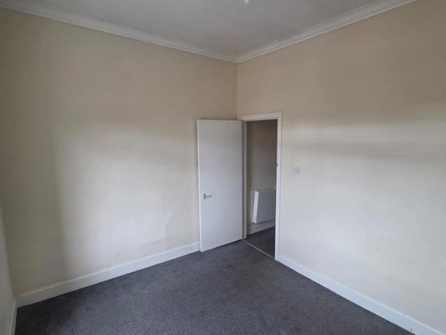 Flat for rent in Greenock West, Greenock