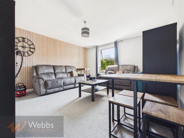 Apartment for rent in Chadsmoor, Staffordshire