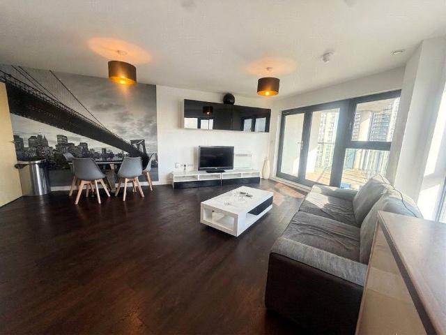 Apartment for rent in Horsell, Woking