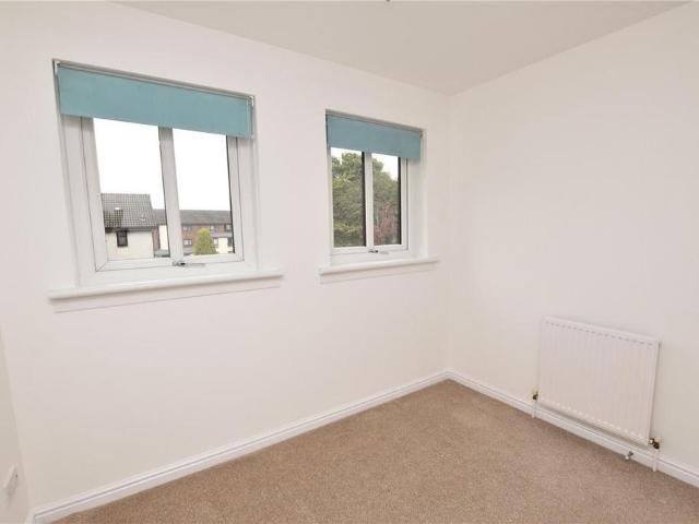 Apartment for rent in Orbiston, Bellshill