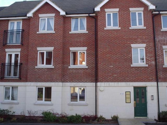 Flat for rent in Grays, Essex