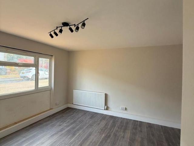 Apartment for rent in Swanscombe and Greenhithe, Monks Orchard