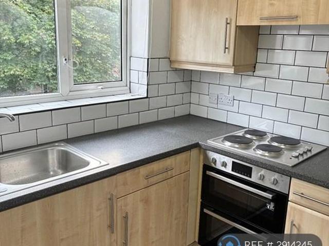 Flat for rent in Firbank, Lancashire
