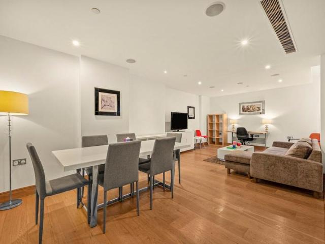 Apartment for rent in Blackfriars, Lyons