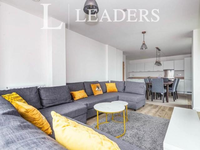 Apartment for rent in Red Hill, Surrey