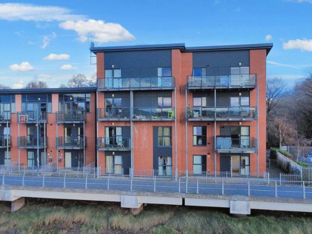 Flat for rent in Wales