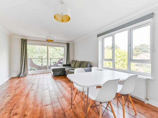 Apartment for rent in London Borough of Croydon, Greater London