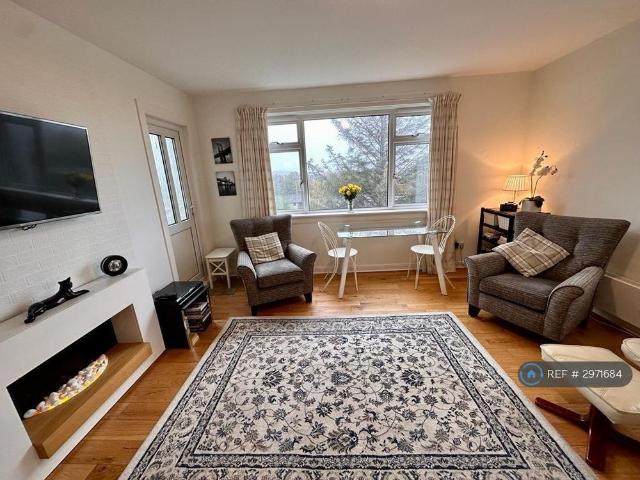 Apartment for rent in Comiston, Scotland