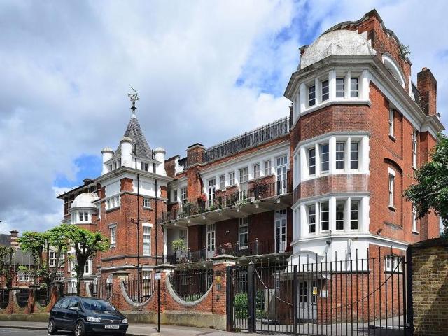 Apartment for rent in Camberwell, Greater London
