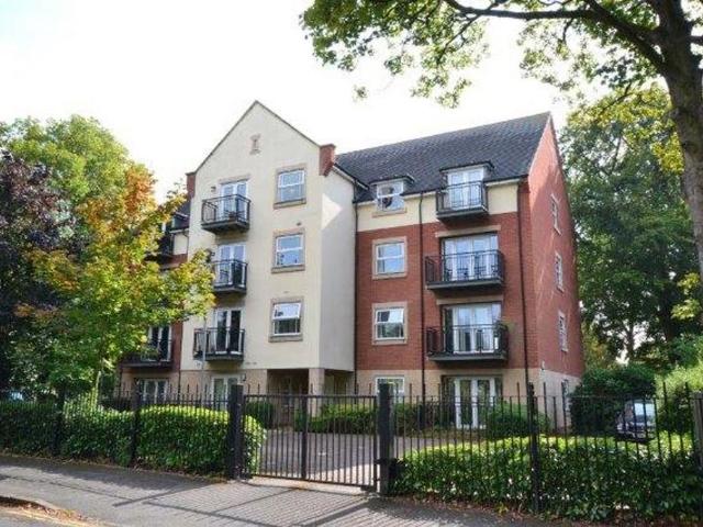Flat for rent in Stoneygate, Clarendon Park