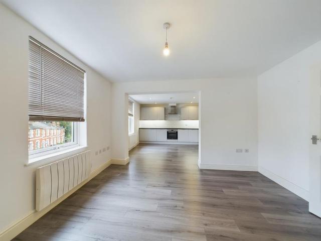 Apartment for rent in Golden Valley, Gloucestershire