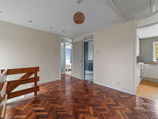 Apartment for rent in St. George in the East, Cat Hill