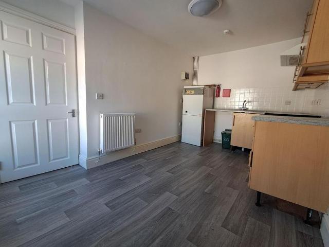 Apartment for rent in Pembroke Dock, Wales