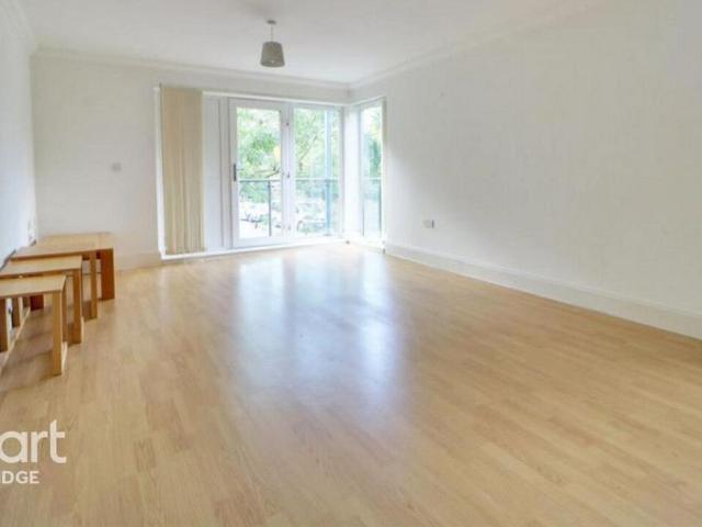 Apartment for rent in Chesterton, Arbury