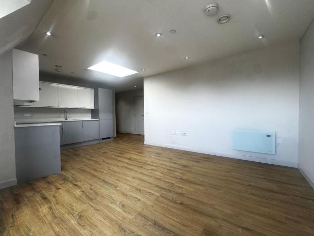 Apartment for rent in St James, Sandown Park