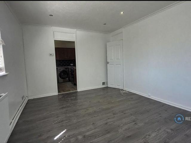 Apartment for rent in Lee Bank, Isle Of Man