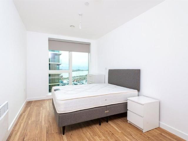 Apartment for rent in Brompton, Gillingham