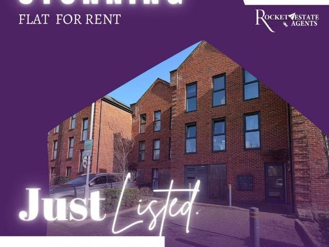 Flat for rent in Yiewsley, Greater London