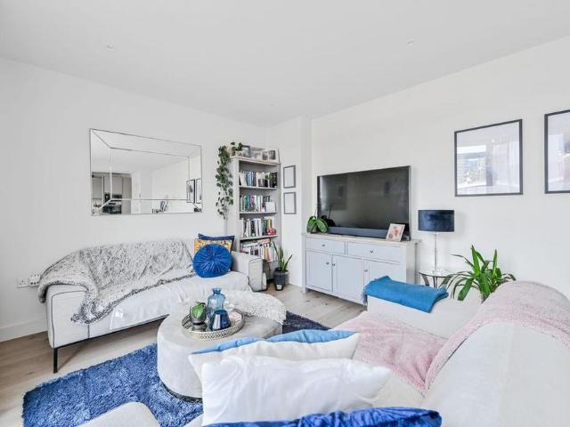 Apartment for rent in Glyndon, Shooters Hill