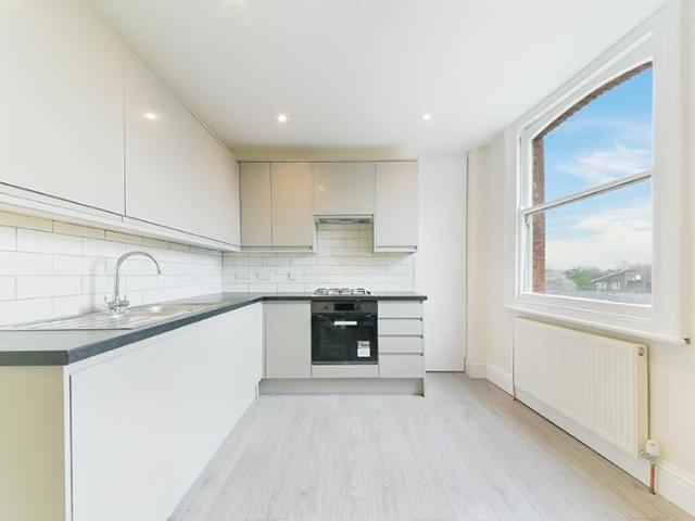 Apartment for rent in Hammersmith, Isle Of Man