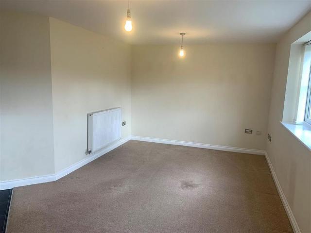 Apartment for rent in Brandis Corner, Devon
