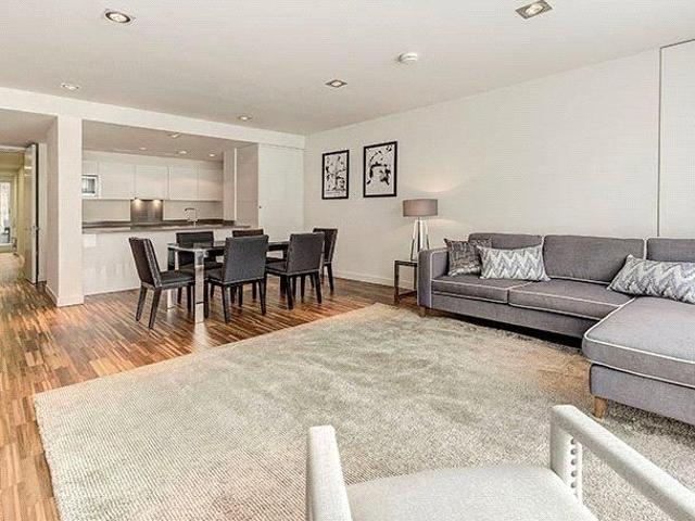 Apartment for rent in Brompton, Greater London