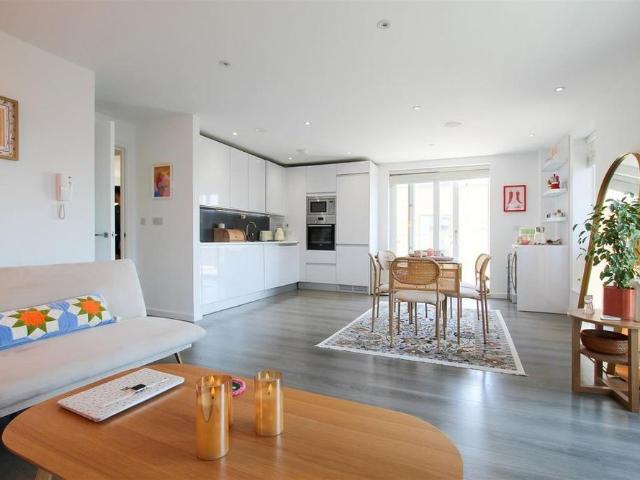 Apartment for rent in Arbury, Cambridgeshire