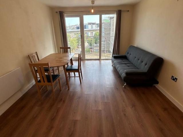 Apartment for rent in Falcon Lodge, Wales
