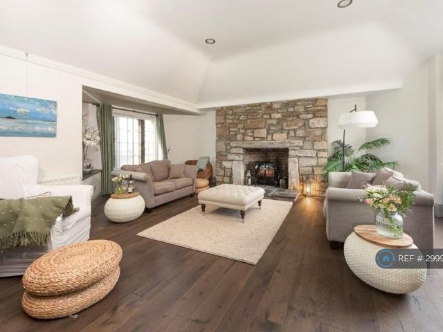Apartment for rent in Treneere, Penzance