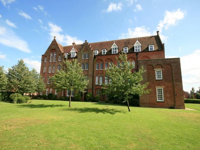 Apartment for rent in Hammond Street