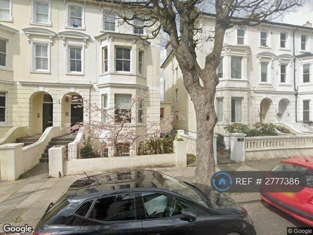 Flat for rent in Aldrington