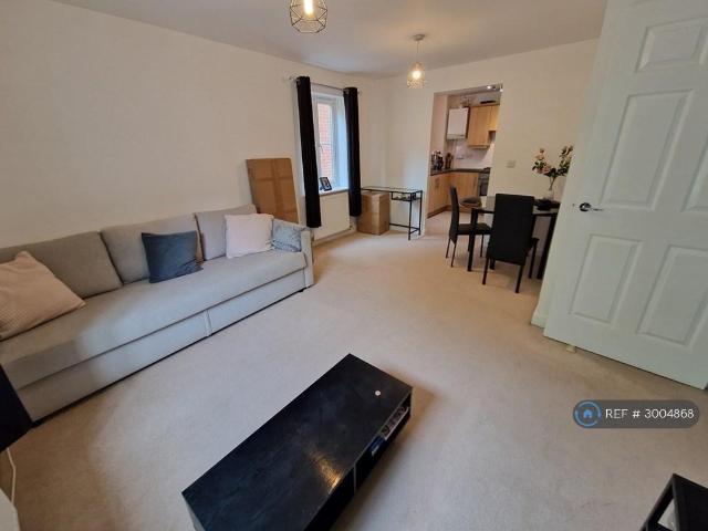 Flat for rent in Shinfield