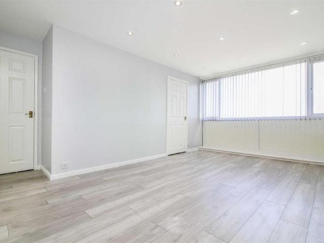 Apartment for rent in Killingworth, North Tyneside