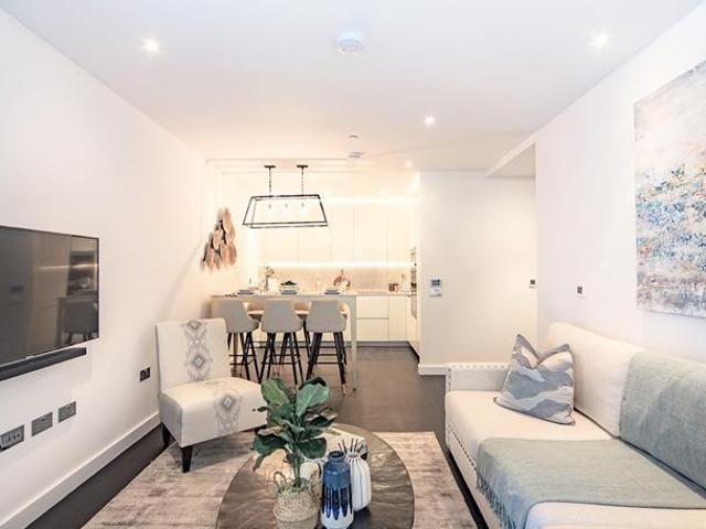 Flat for rent in Nine Elms, Greater London
