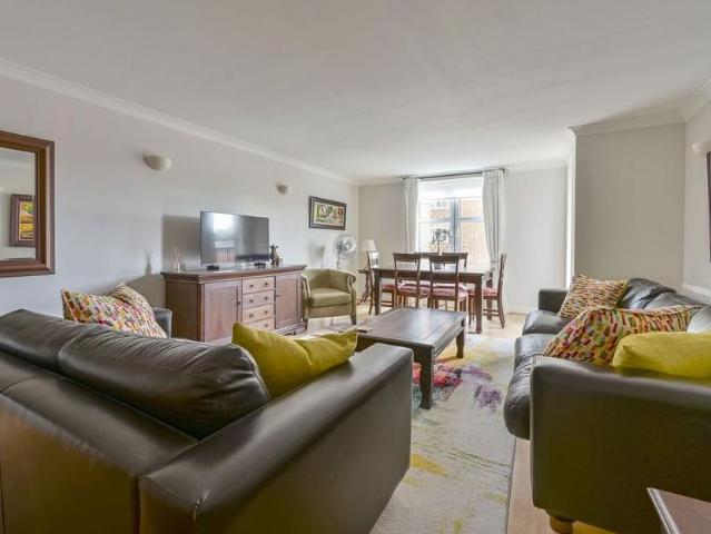 Apartment for rent in Putney, Greater London