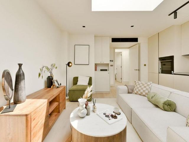 Apartment for rent in London Borough of Ealing, Greater London