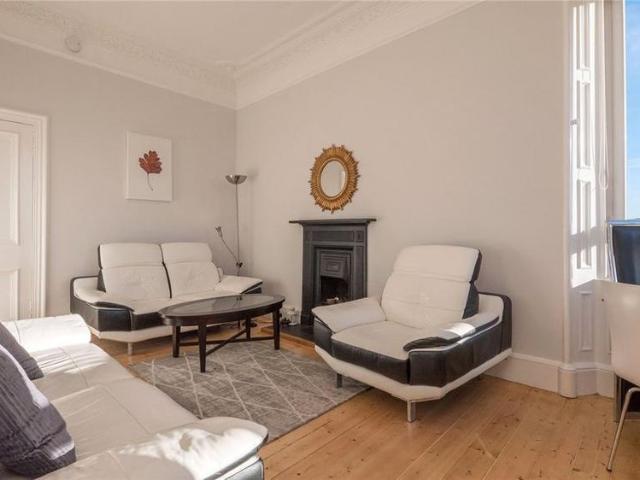 Apartment for rent in Leith, Scotland