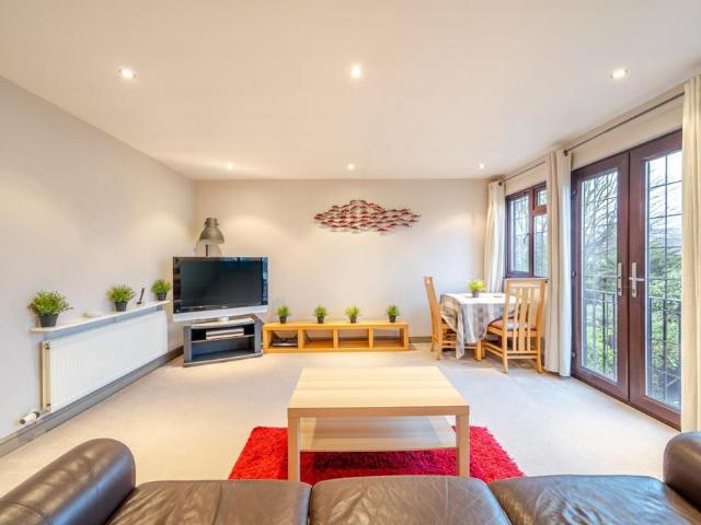 Flat for rent in Temple Fortune, Greater London