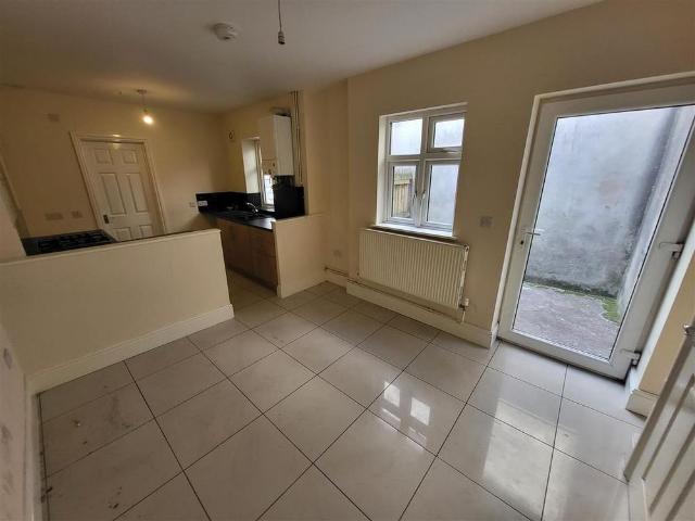 Apartment for rent in Wales