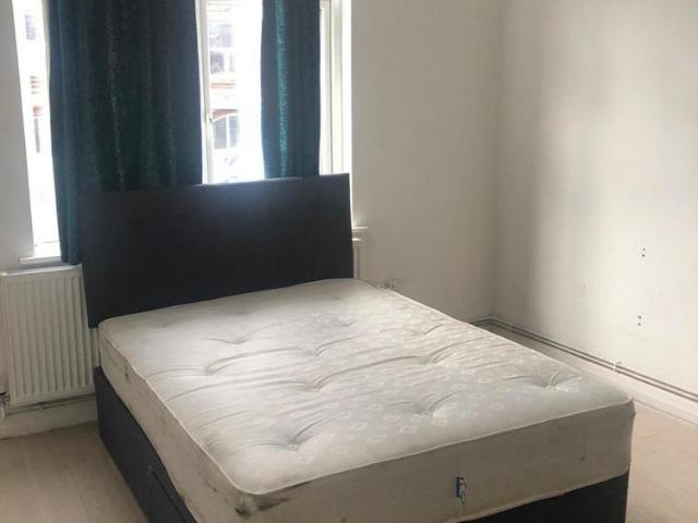 Apartment for rent in The Haulgh, Lee Bank