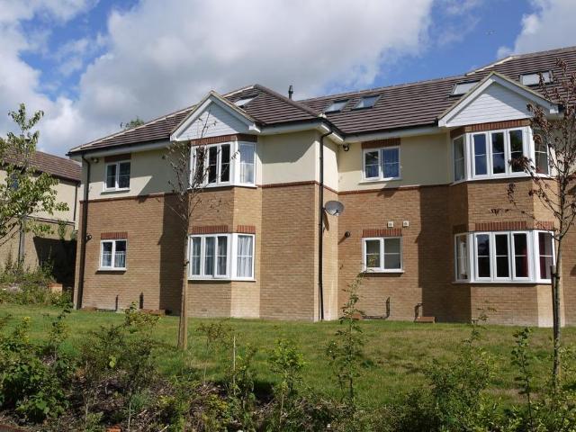 Flat for rent in Purfleet, Essex