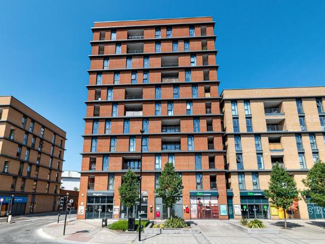Flat for rent in Greater London
